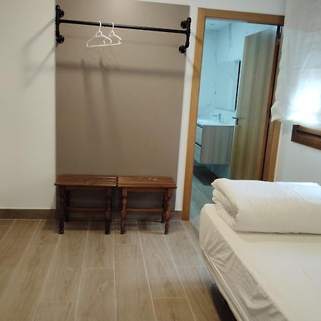 Albergue Hostel Nuestra Senora Del Camino 쿰바로 외부 사진