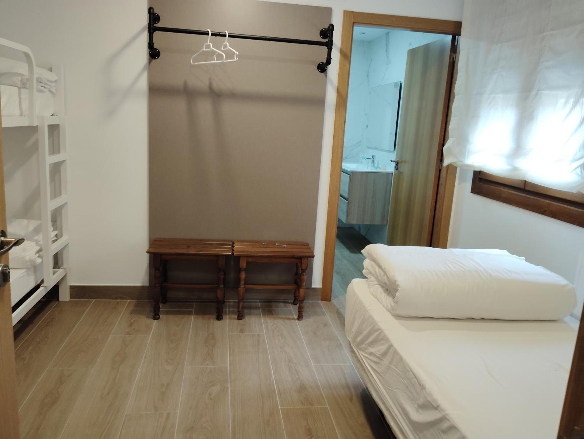 Albergue Hostel Nuestra Senora Del Camino 쿰바로 외부 사진